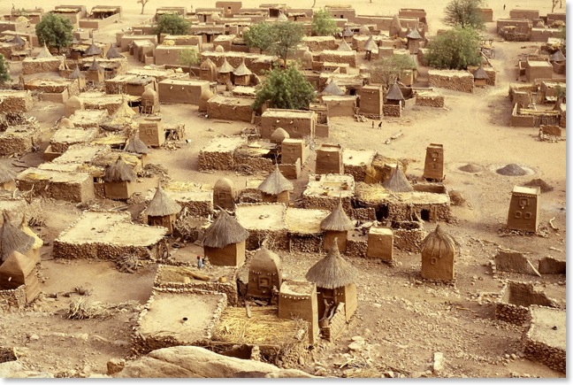 Mali Pays dogon 1024x1024 1985 EPSON078b